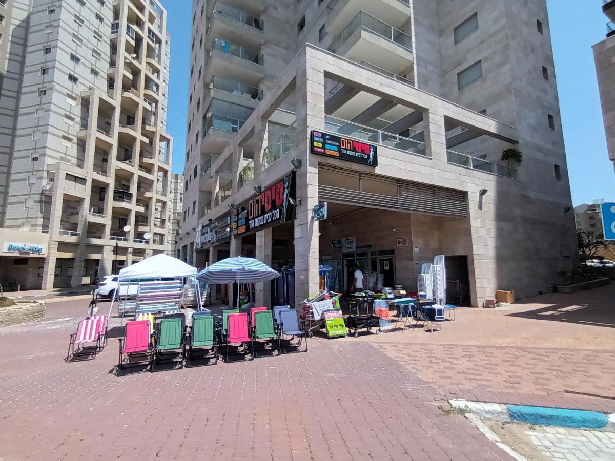 Beach Suite Israel- Private Jacuzzi Garden Suite & Gym, 3 Min Walk To Beach ביץ סוייט ישראל- ג'קוזי פרטי בגינה 3 דקות הליכה לים וחדר כושר Ашкелон Екстер'єр фото
