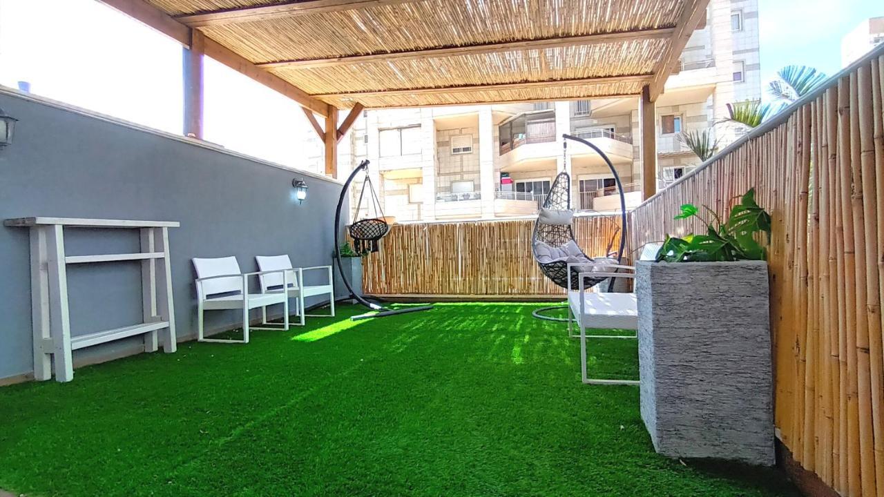 Beach Suite Israel- Private Jacuzzi Garden Suite & Gym, 3 Min Walk To Beach ביץ סוייט ישראל- ג'קוזי פרטי בגינה 3 דקות הליכה לים וחדר כושר Ашкелон Екстер'єр фото
